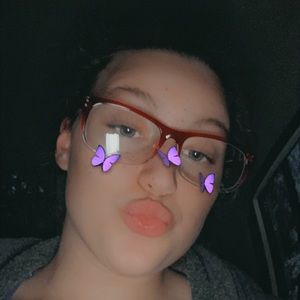 Meet your Posher, Deziree